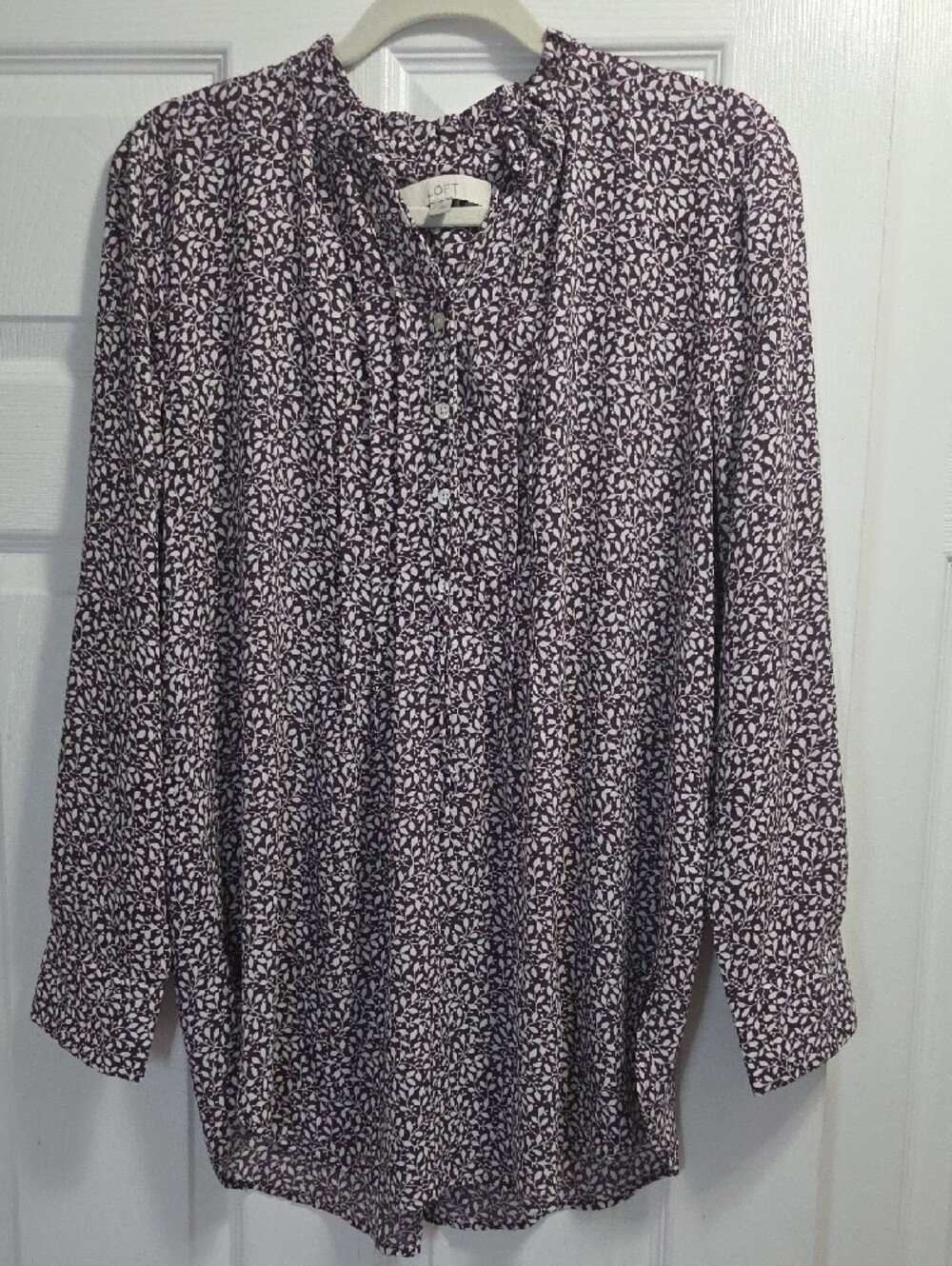 LOFT Top Bundle - Picture 5 of 7